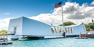 Hawaii - Pearl Harbor Arizona Memorial &amp; Punchbowl Tour